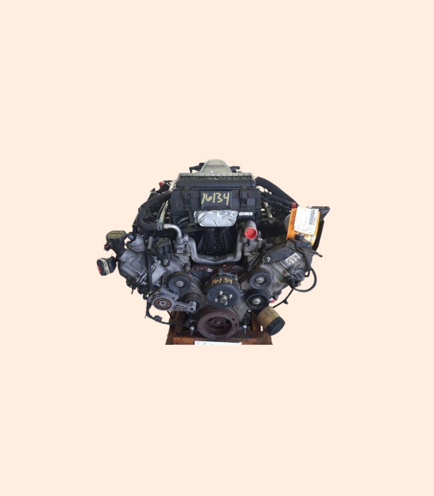2002 LINCOLN Blackwood ENGINE - (5.4L, VIN A, 8th digit, DOHC), (upper manifold), ID 2L7E-9424-CA
